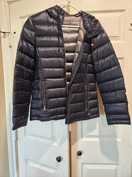 Andrew Marc Jackets & Blazers - Andrew Marc packable lightweight premium down jacket